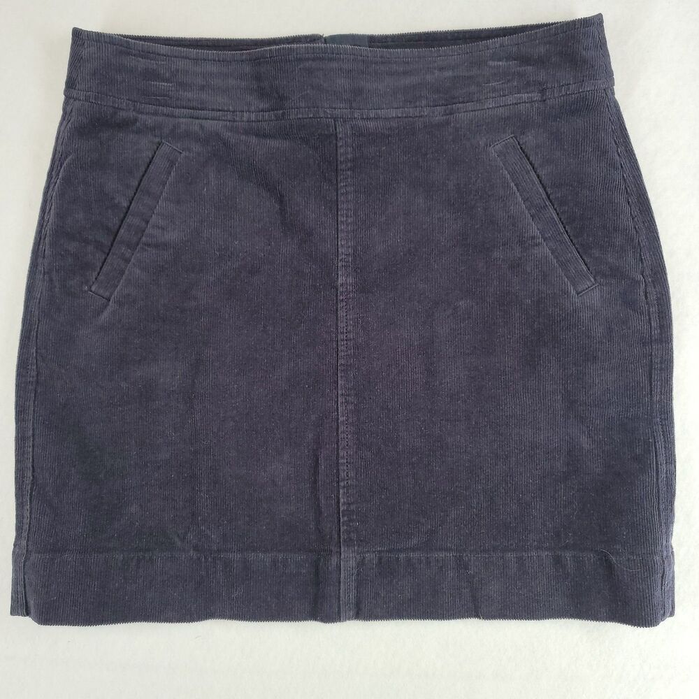 Ann Taylor LOFT Women's Navy Blue Corduroy Mini Skirt‎ Back Zip Size 6 Pocketed